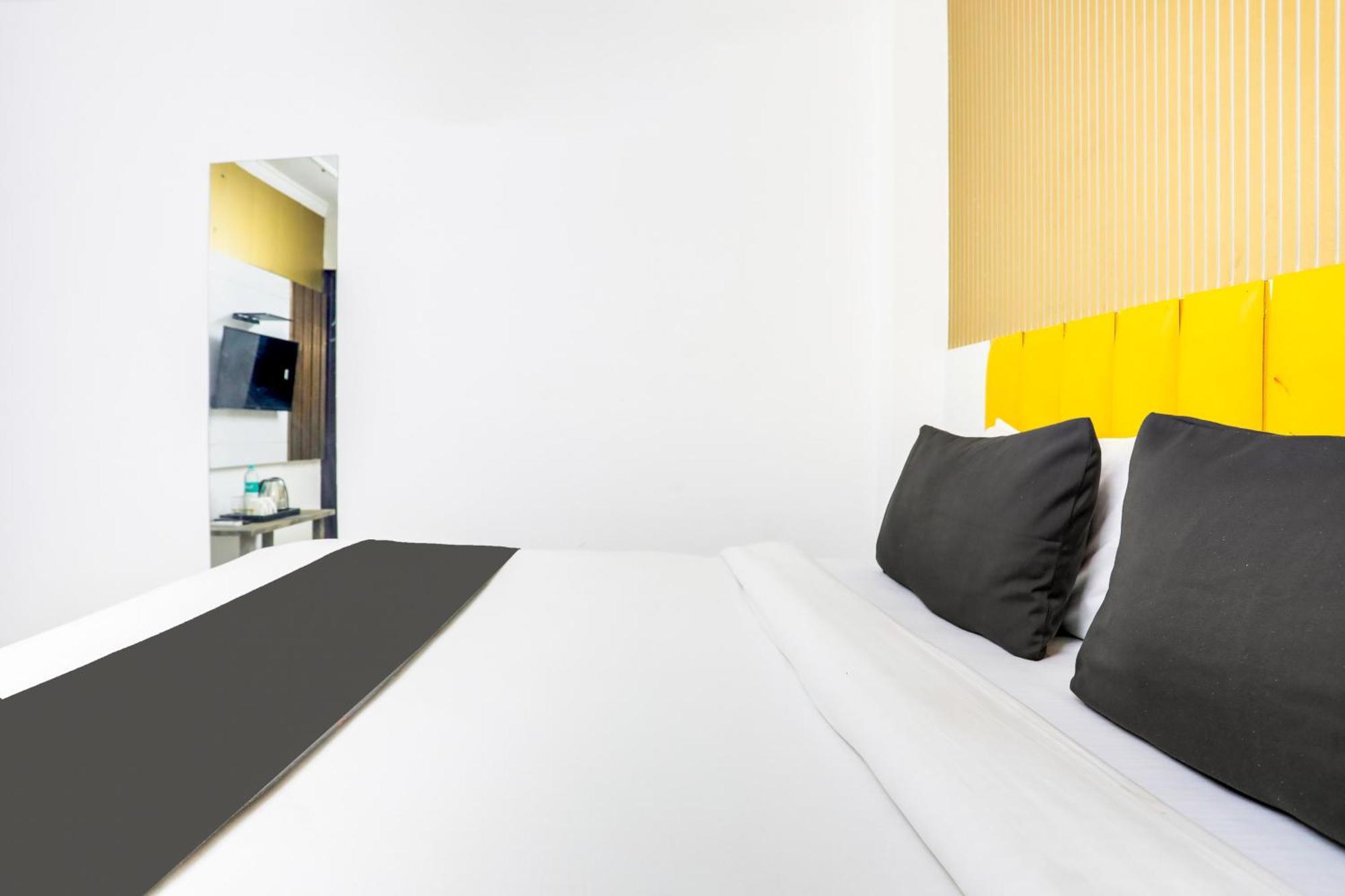 Hotel O Anchal Dx New Delhi Luaran gambar